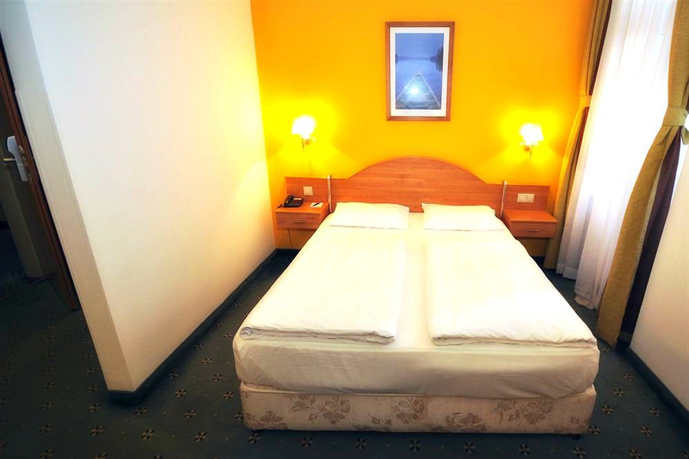 东部4*