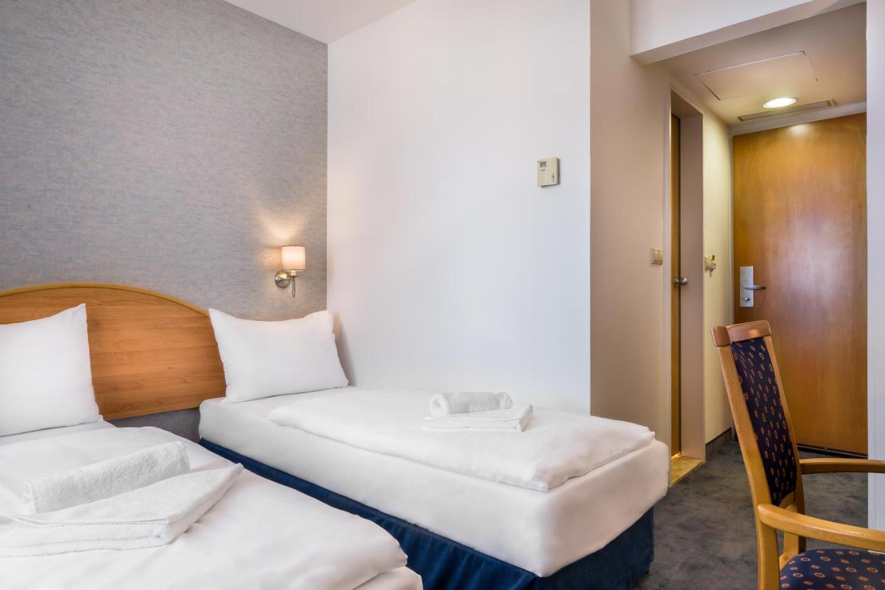 Golden Park Hotel Boedapest